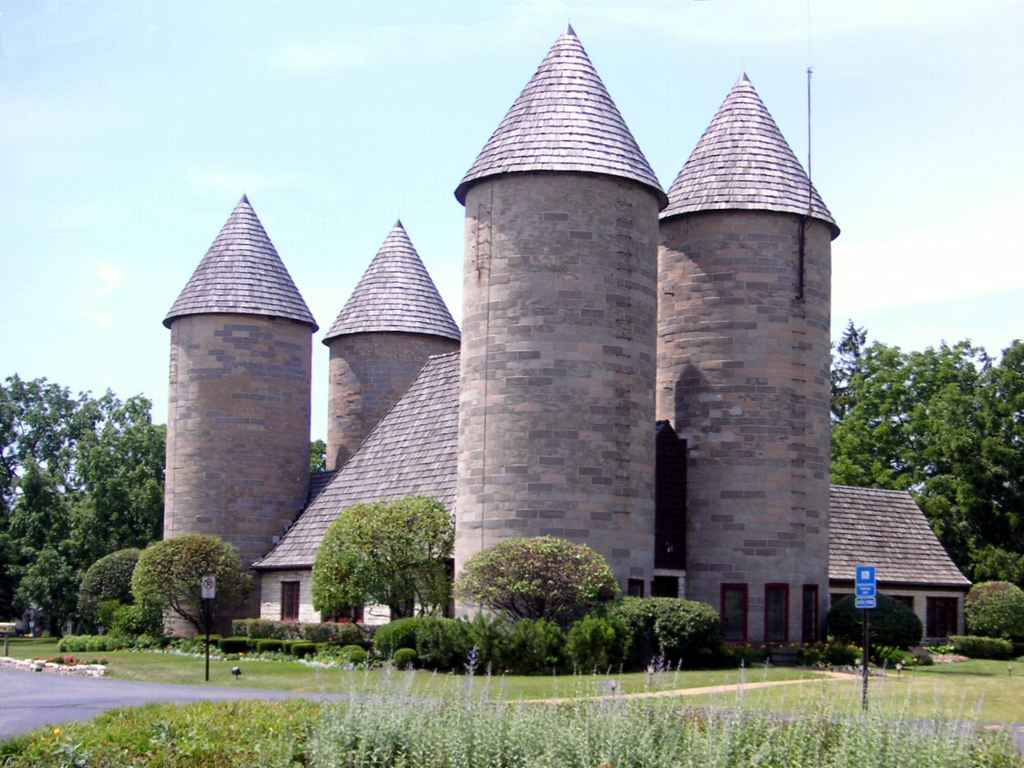 Is Inverness, Illinois Worth the Higher Price&nbsp;Point?